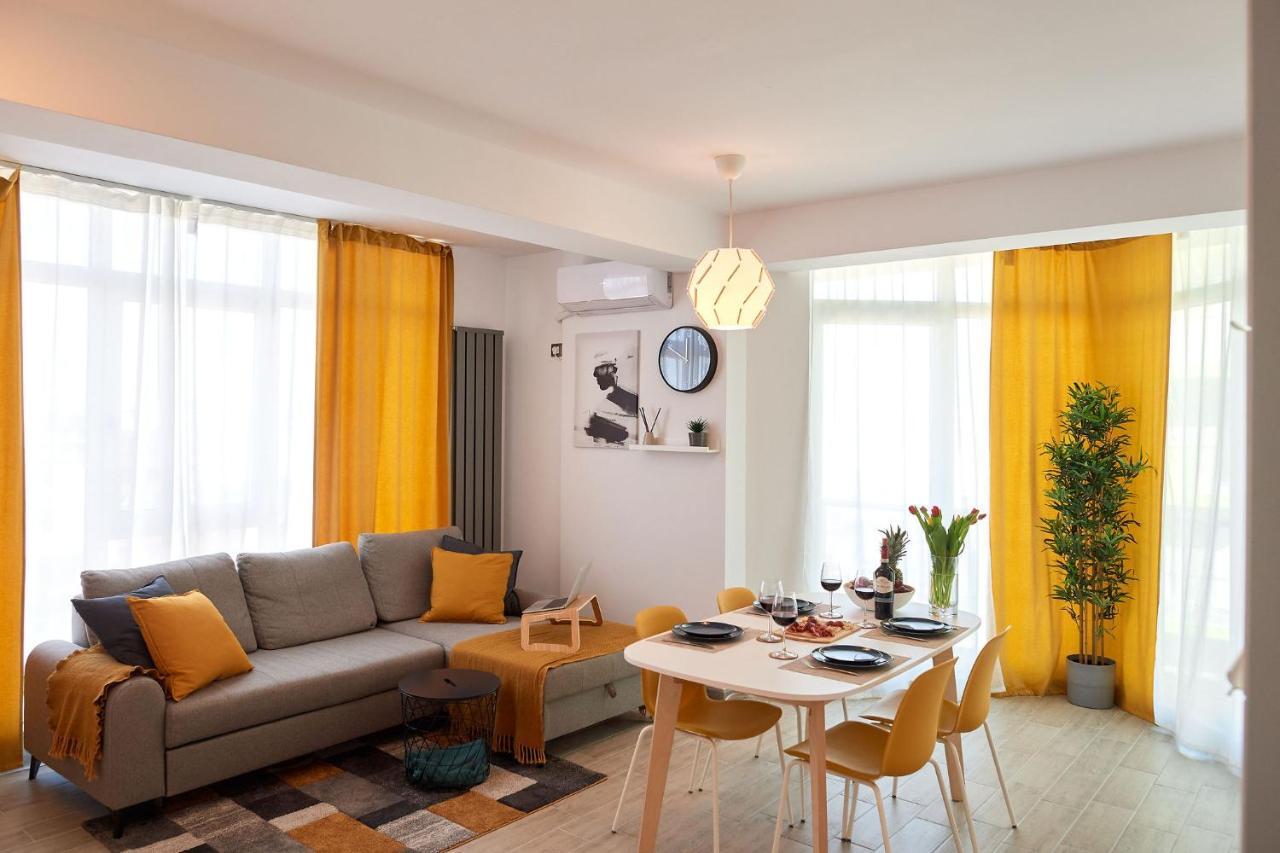 Fineloft Sea View Apartment-Spa N Pools Beach Resort Năvodari Buitenkant foto