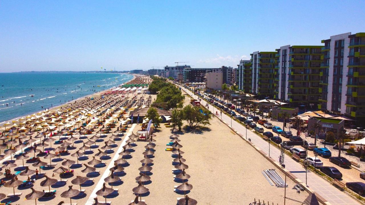 Fineloft Sea View Apartment-Spa N Pools Beach Resort Năvodari Buitenkant foto