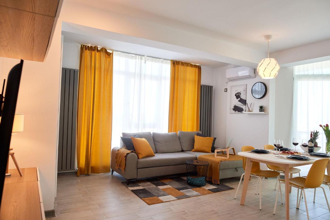 Fineloft Sea View Apartment-Spa N Pools Beach Resort Năvodari Buitenkant foto