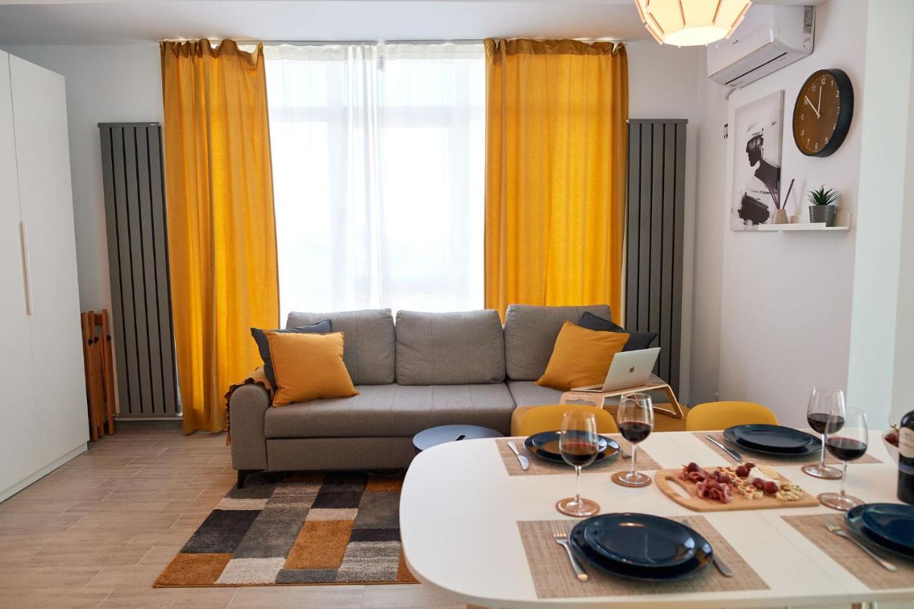 Fineloft Sea View Apartment-Spa N Pools Beach Resort Năvodari Buitenkant foto