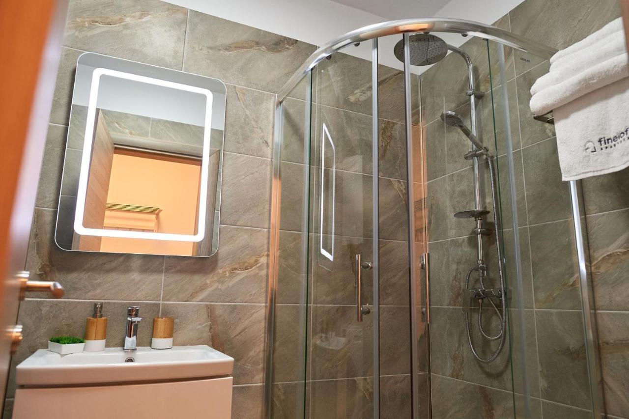 Fineloft Sea View Apartment-Spa N Pools Beach Resort Năvodari Buitenkant foto